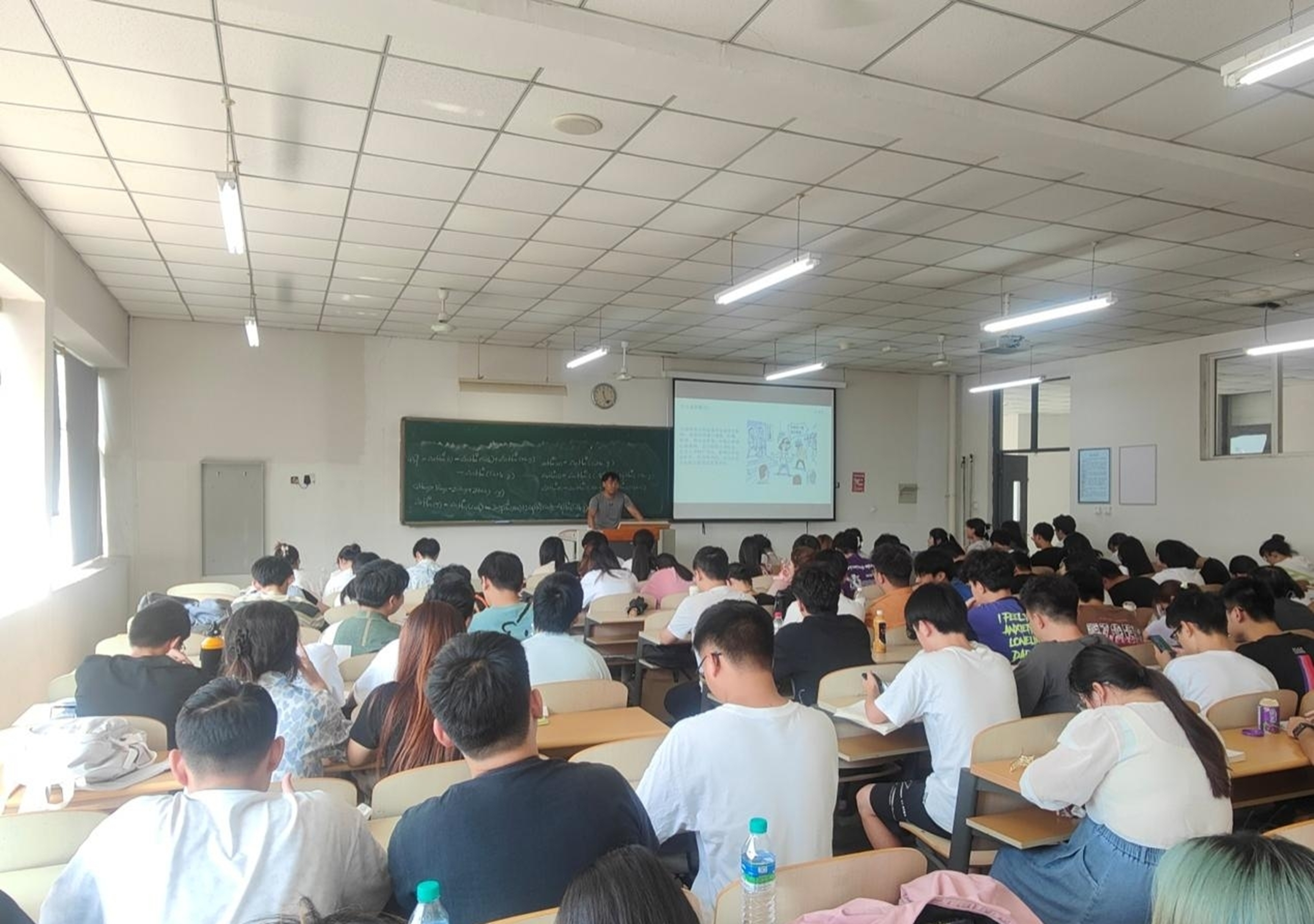 党建引领_知义社区_ 学风建设系列活动_支撑材料4.jpg 党建引领_知义社区_ 学风建设系列活动_支撑材料4.jpg