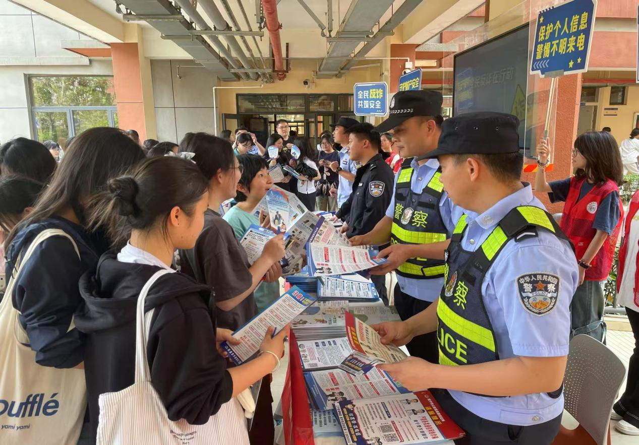 图片1.png 图片1.png