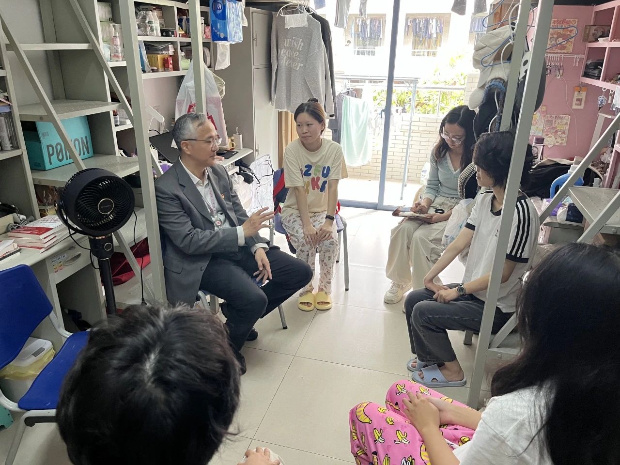 领导4.jpg