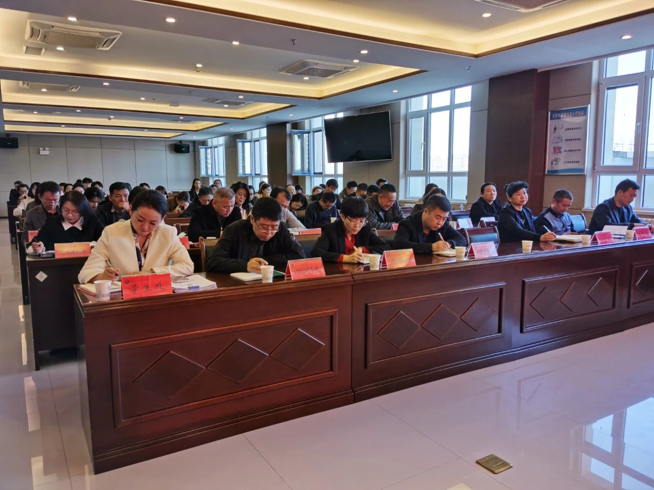 微信图片_20250408174849.jpg 微信图片_20250408174849.jpg