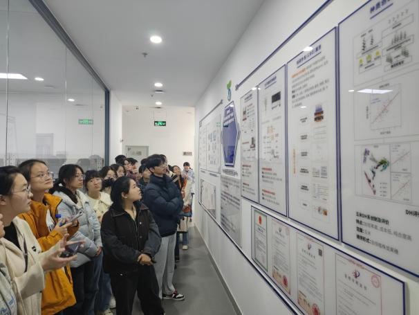 1731915873472022793.png 1731915873472022793.png