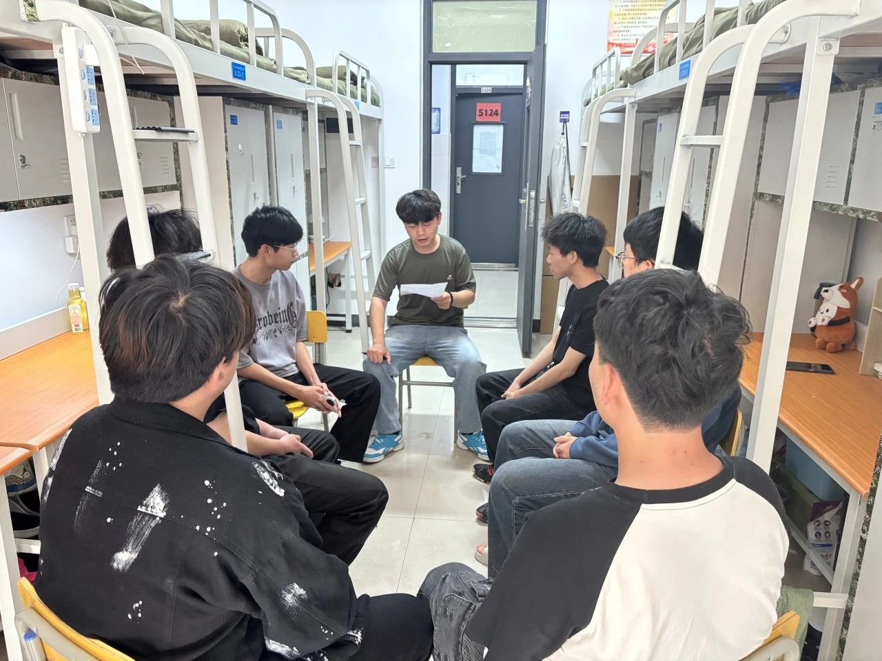 8b1afda9-3a9e-44c5-945d-33e3fbb17805.jpg 8b1afda9-3a9e-44c5-945d-33e3fbb17805.jpg