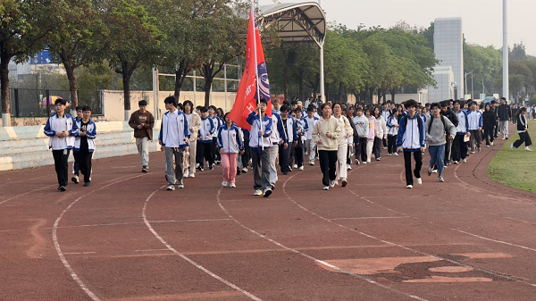 学生晨跑活动.png 学生晨跑活动.png