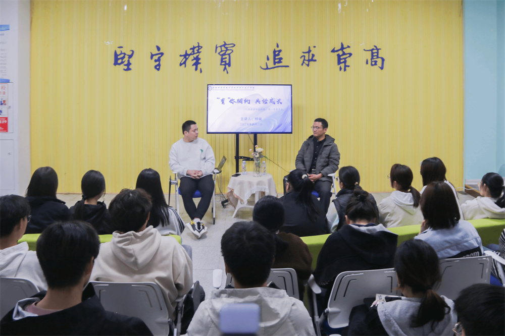 图为计科院网络安全问题座谈会.jpg