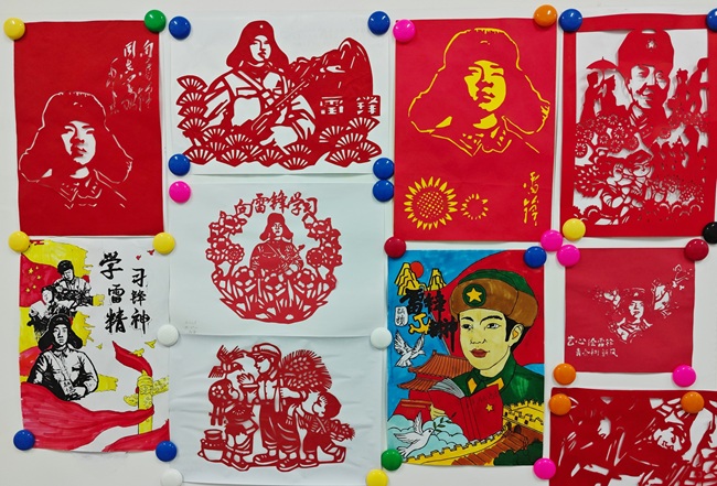 美术学院党团工作站开展“雷锋精神永放光芒”主题党日活动 (3).jpg