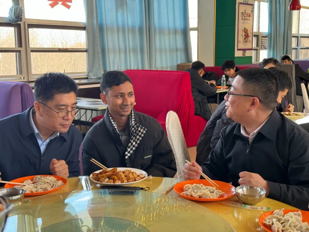 参会3.jpg