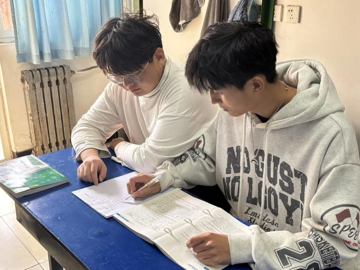 图片3.jpg 图片3.jpg