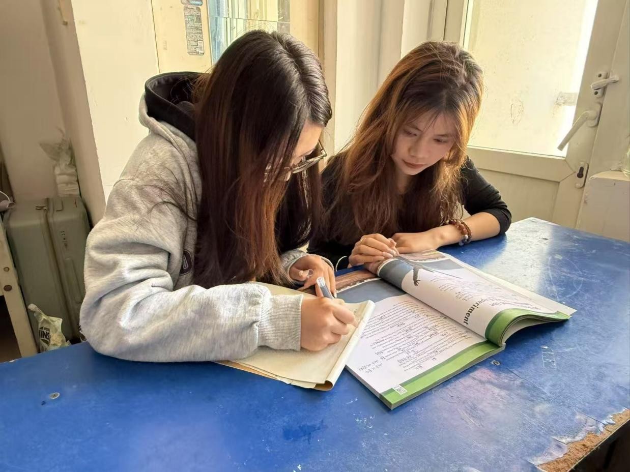 图片2.jpg 图片2.jpg