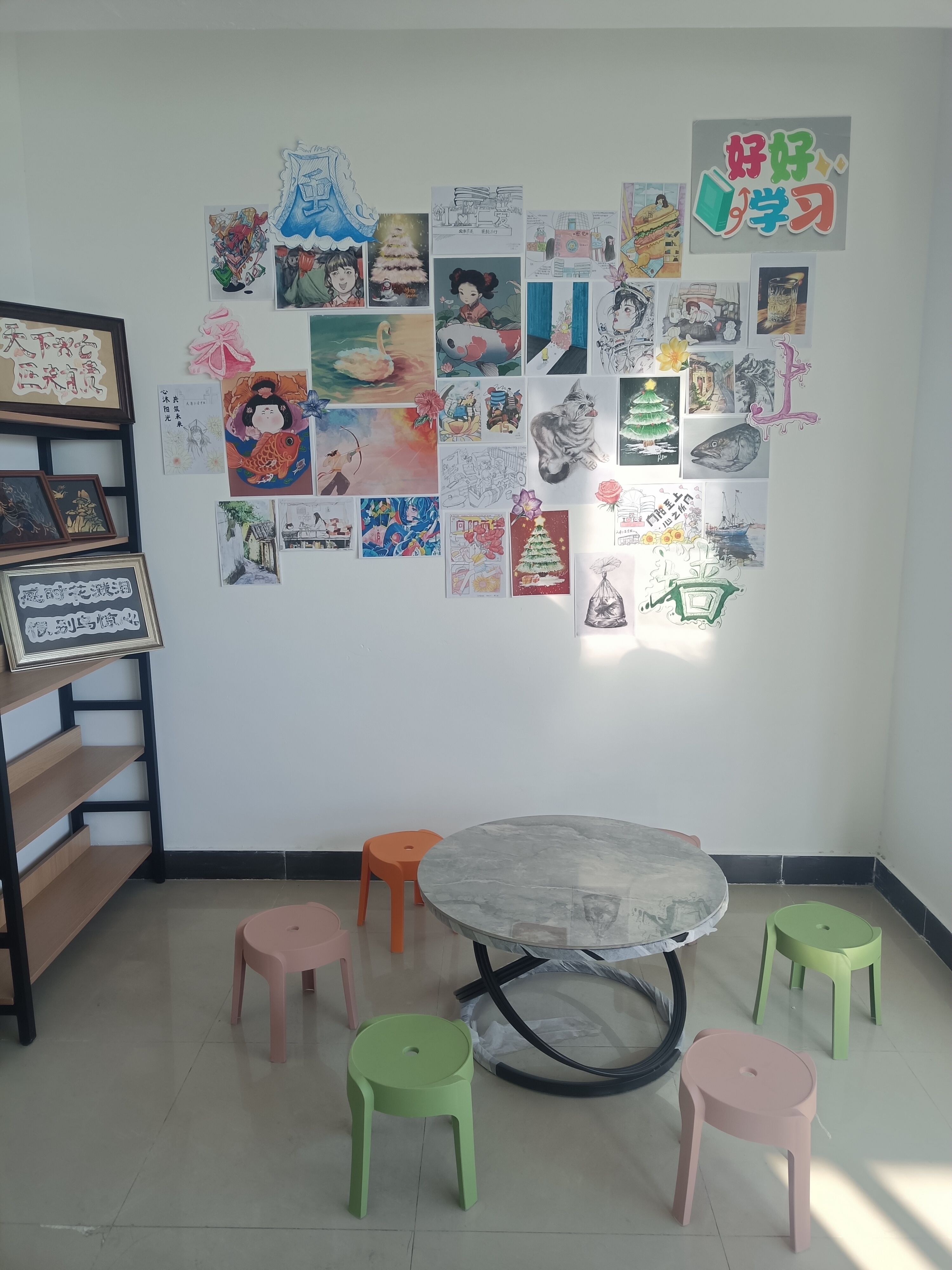 宿舍活动室2.jpg 宿舍活动室2.jpg