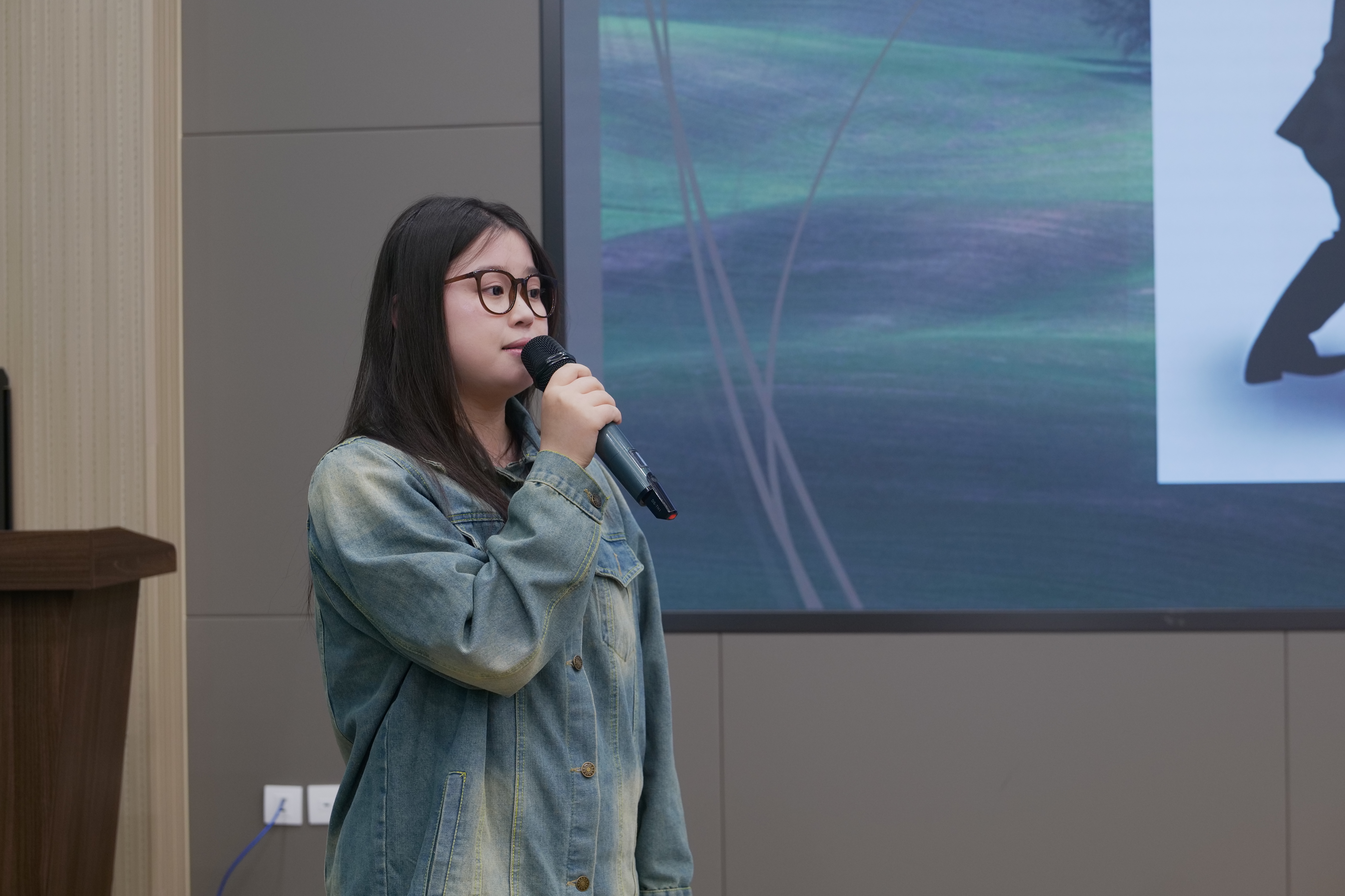 2.刘羽桐.JPG