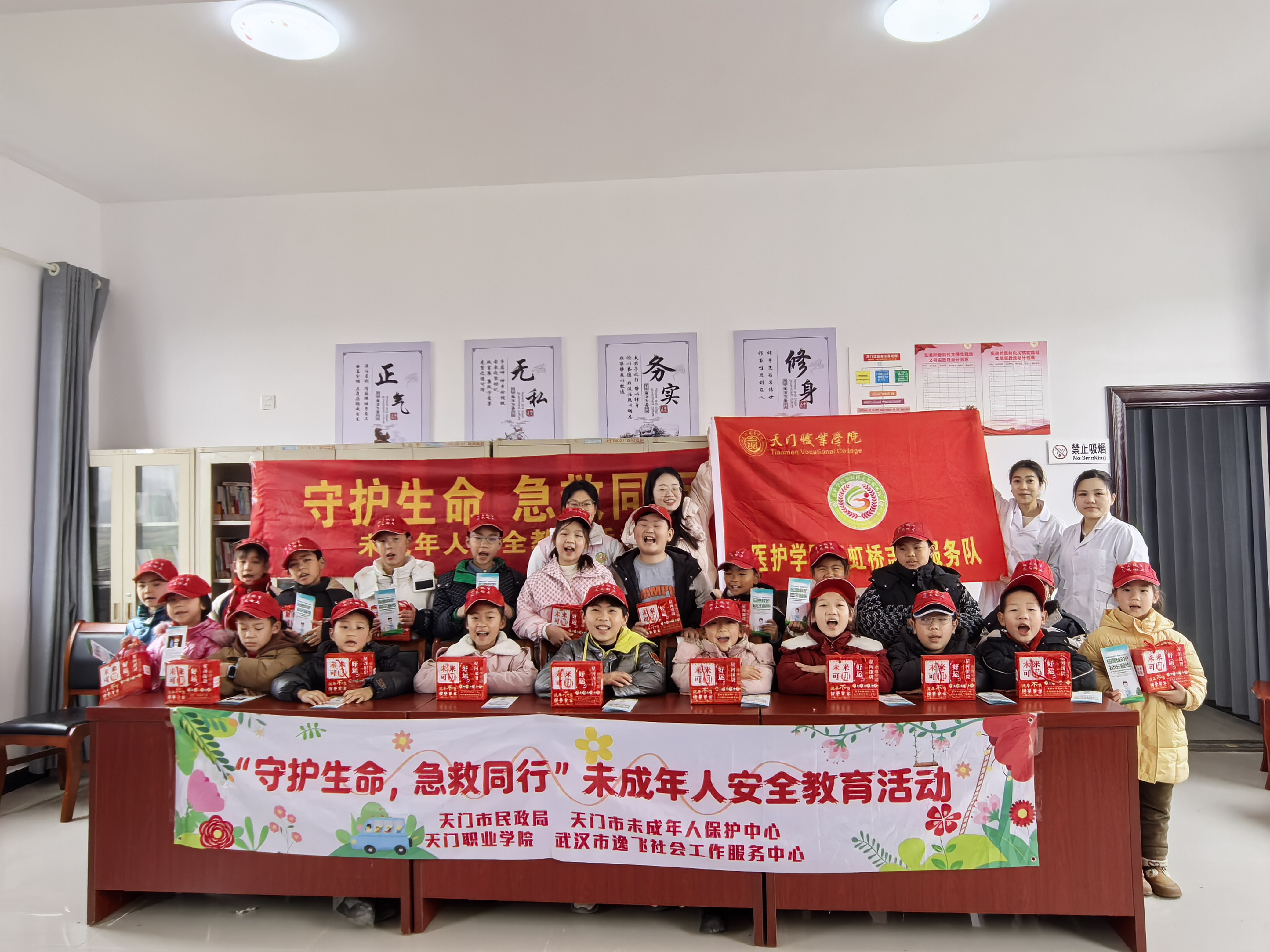 图1.jpg