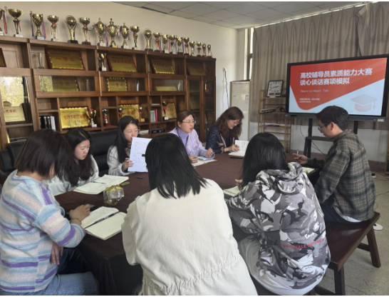 以研促能强服务——学前教育学院（音乐学院）开展辅导员沙龙活动 (1).png