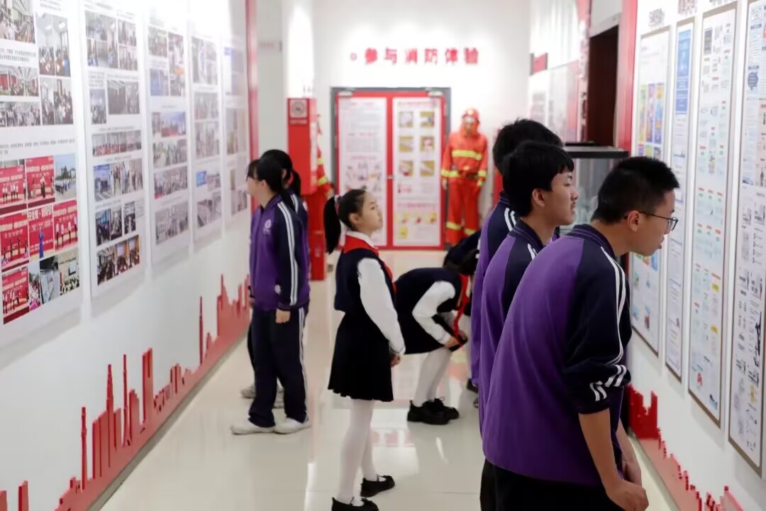 9D3BF97DEF28863F558D9F8AE7722C81.jpg