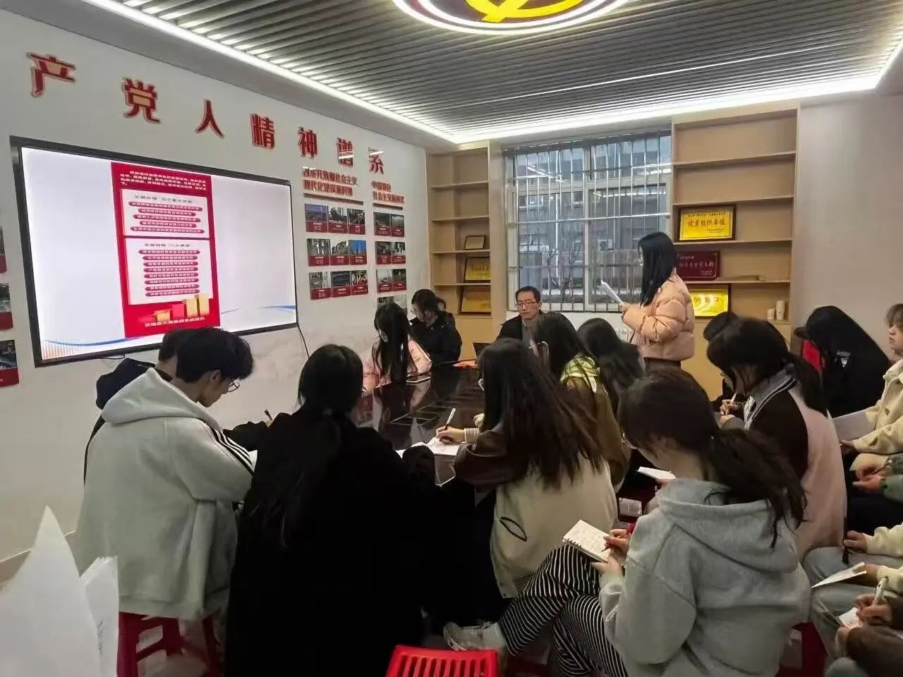 微信图片_20250416212139JPG.jpg