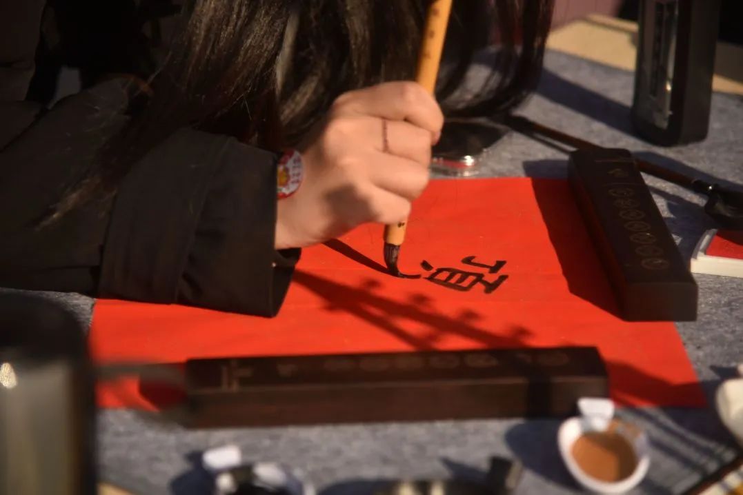 图片42.jpg 图片42.jpg