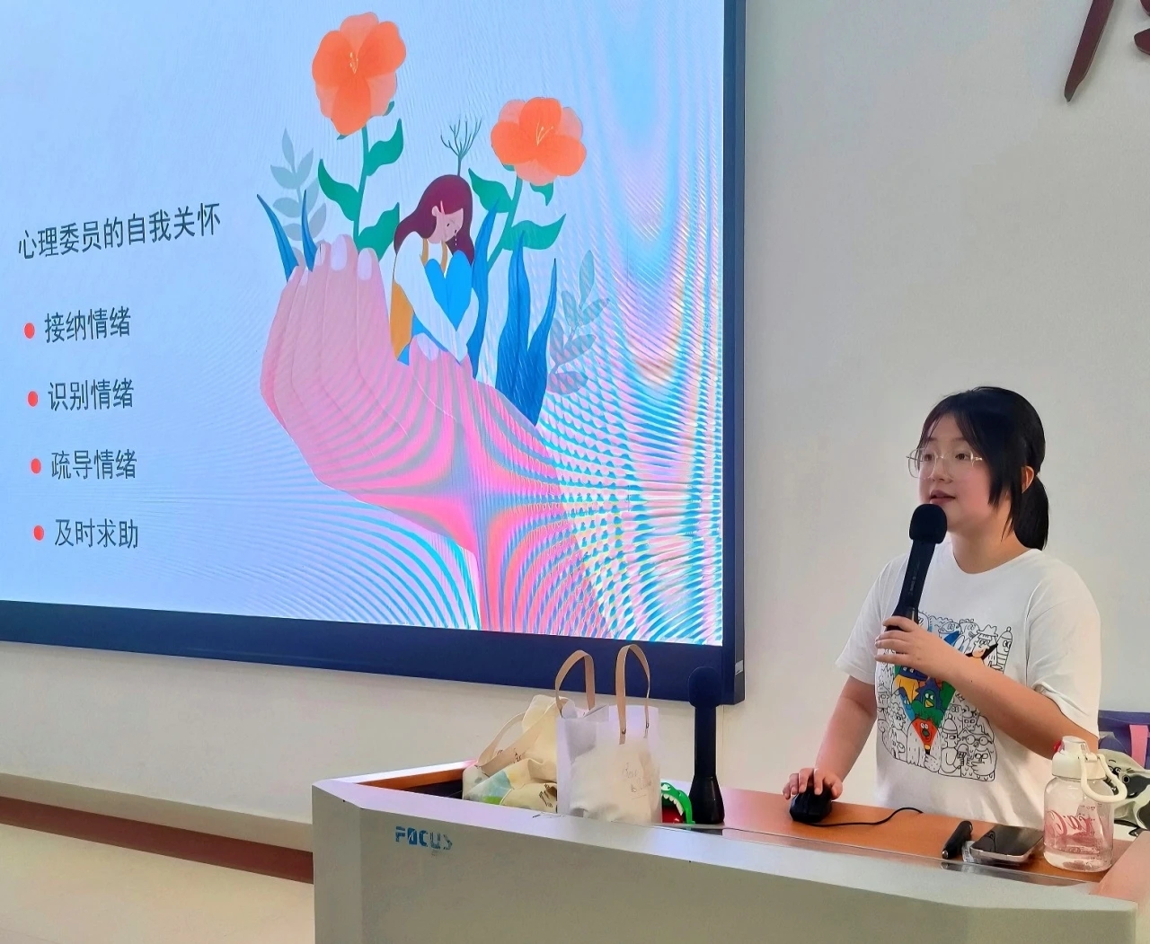 图片3.jpg 图片3.jpg