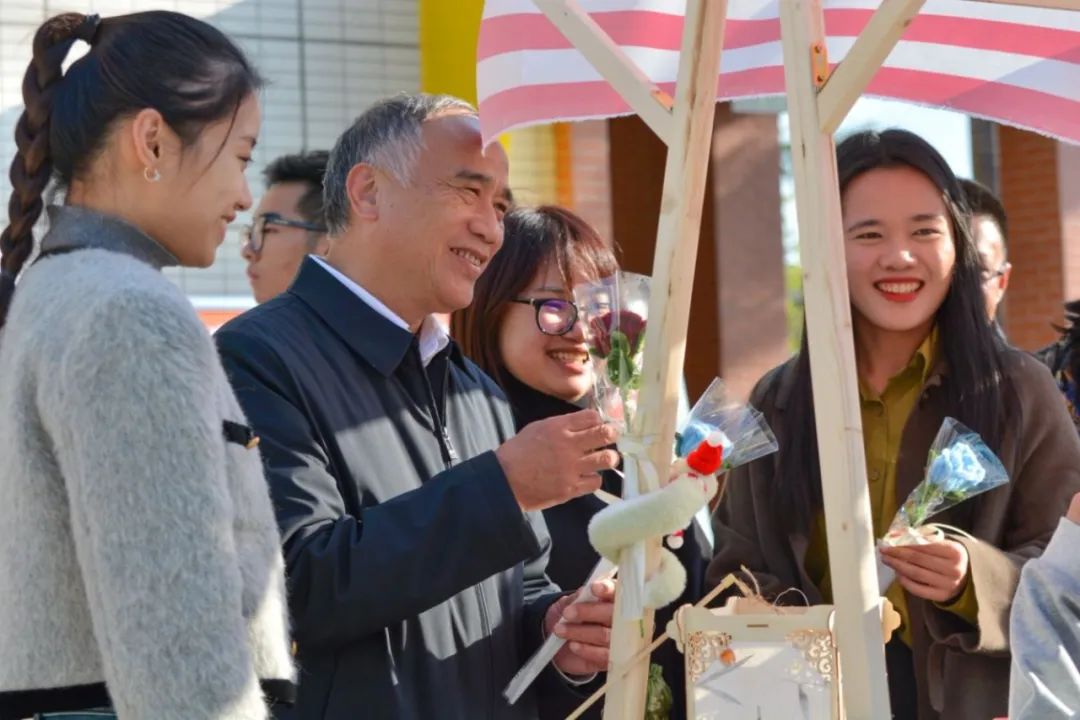 图片64.jpg 图片64.jpg