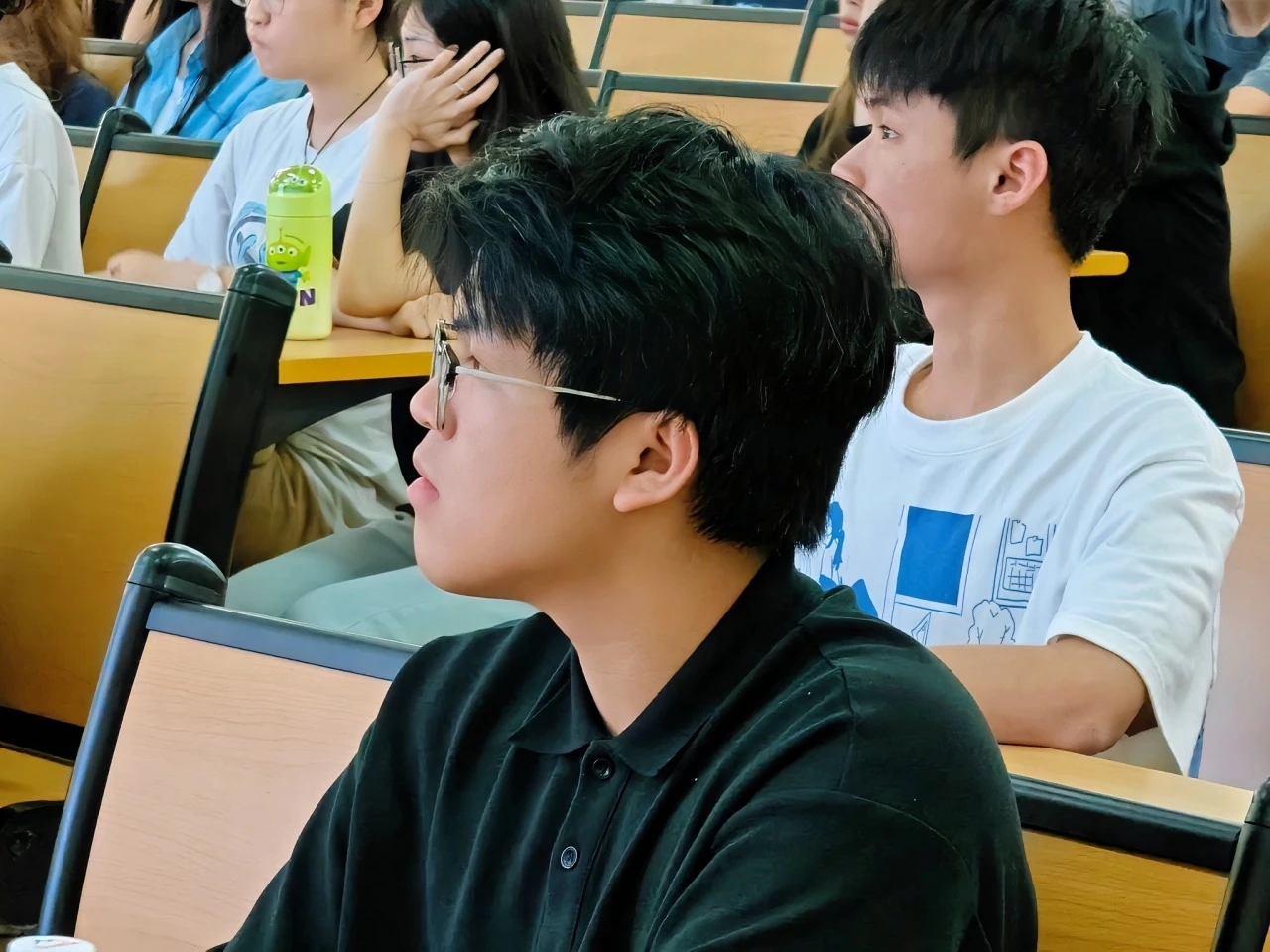 图片4.jpg 图片4.jpg