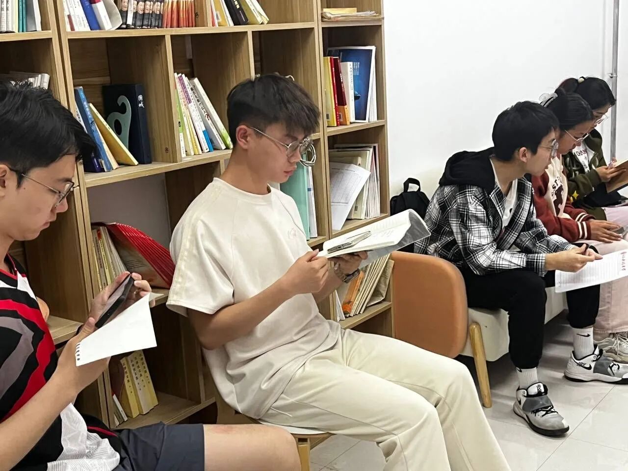 微信图片_20250417184810JPG.jpg