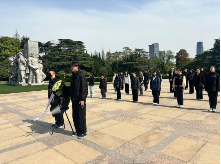 1744891093702.png 1744891093702.png