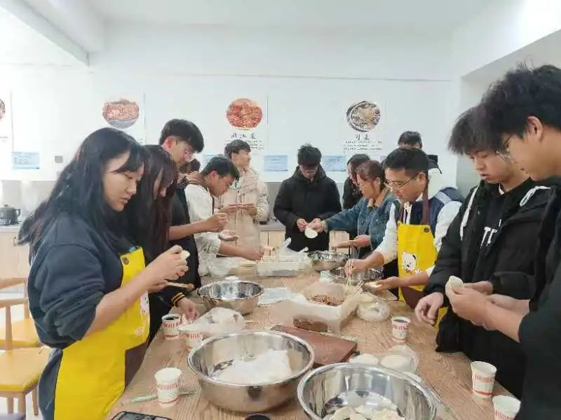 饿饿.jpg 饿饿.jpg