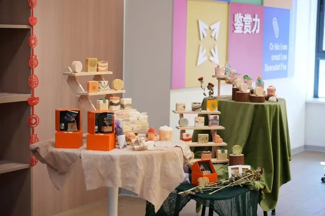 图片52.jpg 图片52.jpg