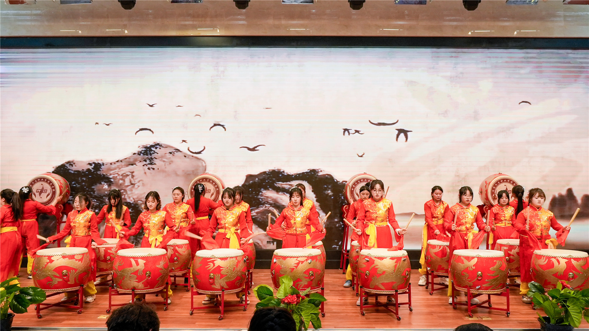 d3f29c99-be12-47b0-8613-0ca3cddf3c2c.jpg d3f29c99-be12-47b0-8613-0ca3cddf3c2c.jpg