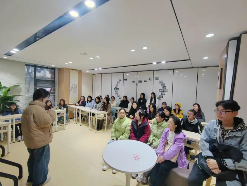 屏幕截图 2025-04-20 110623.png