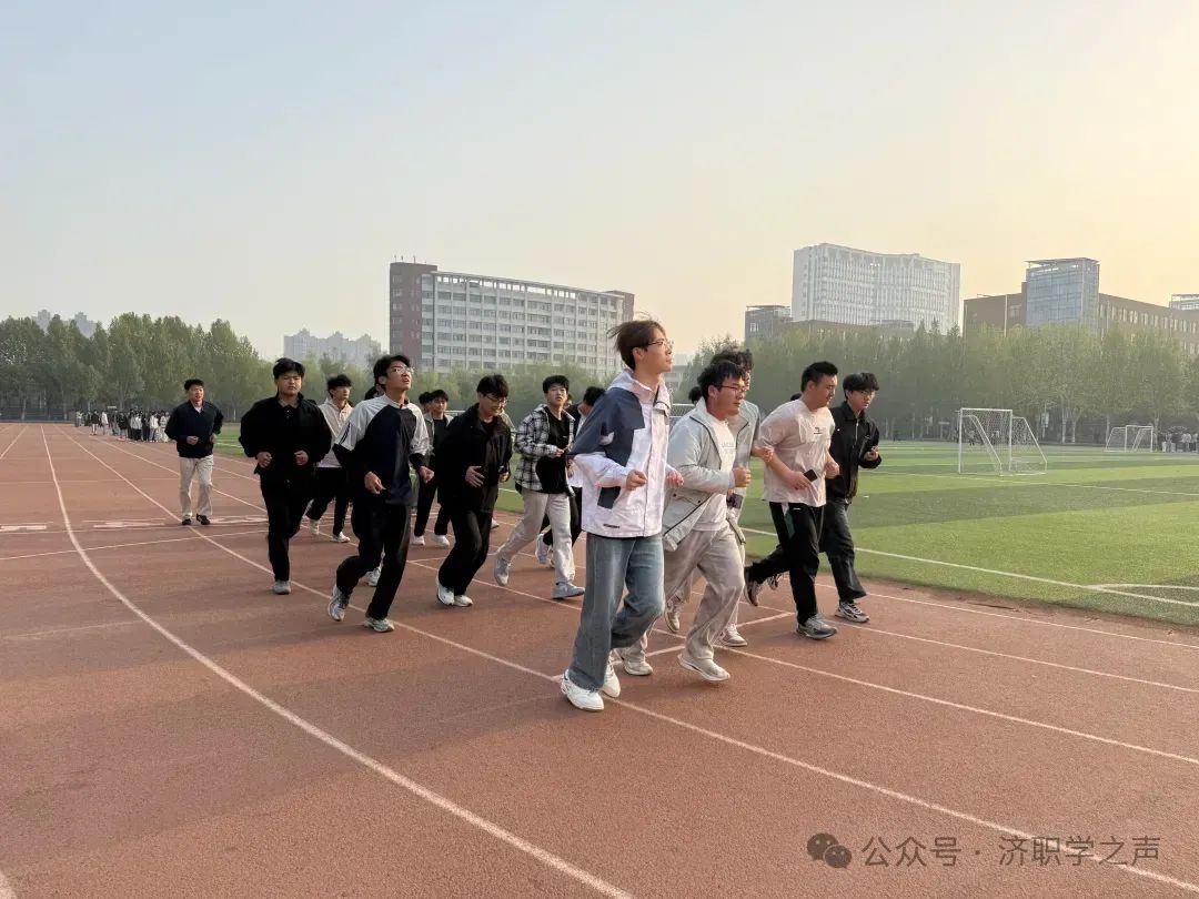 微信图片_20250420211709.jpg 微信图片_20250420211709.jpg