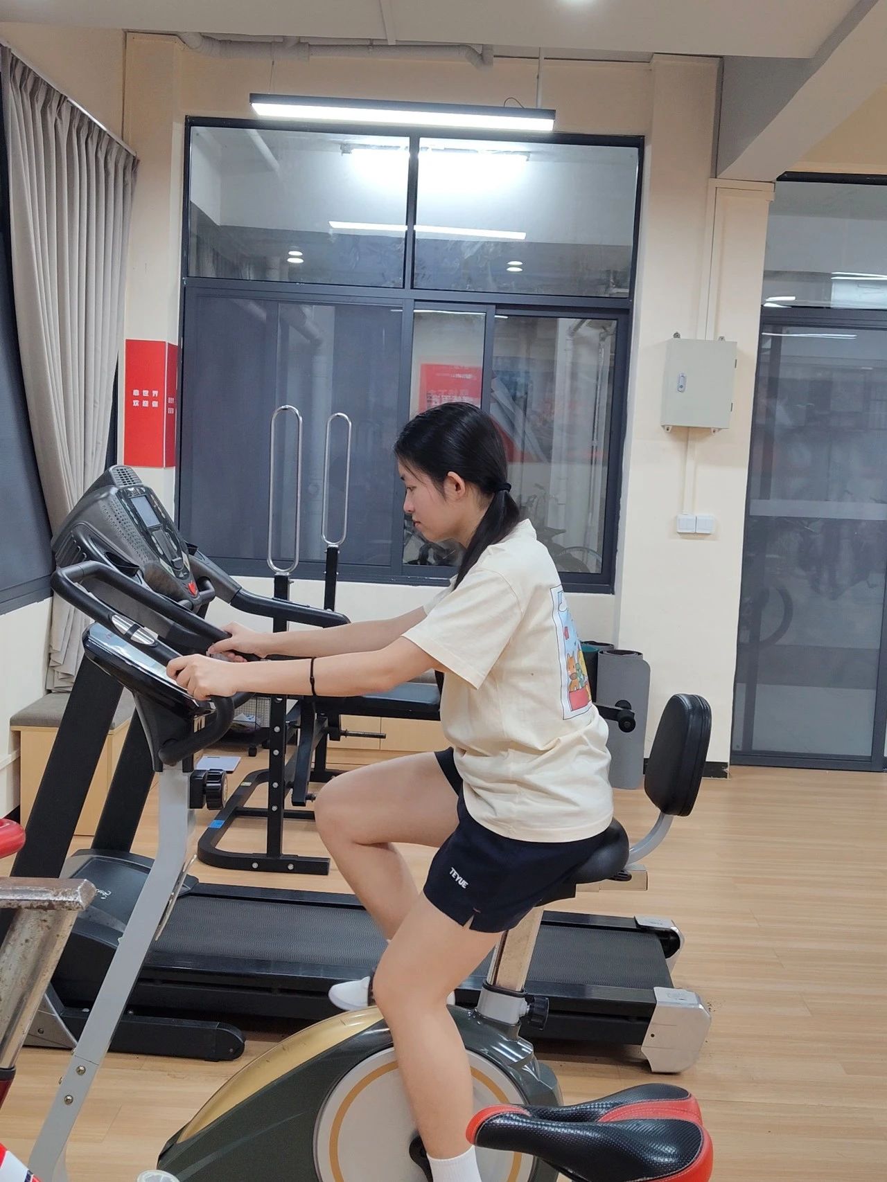 微信图片_2025-04-21_165222_073.jpg 微信图片_2025-04-21_165222_073.jpg