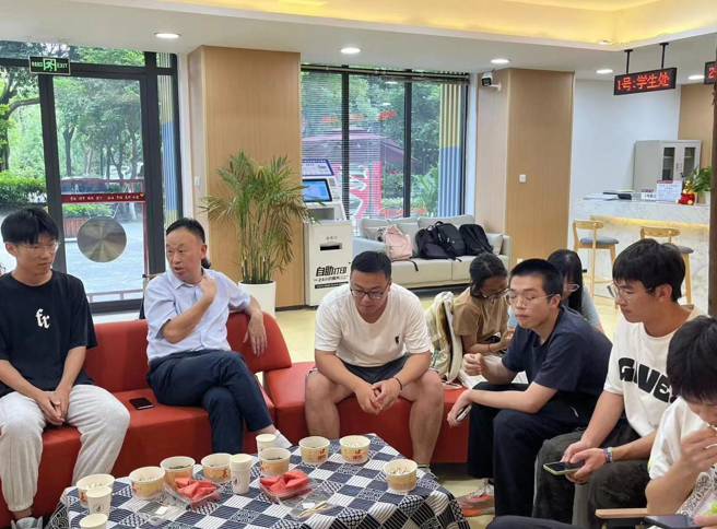 屏幕截图 2025-04-21 233632.png