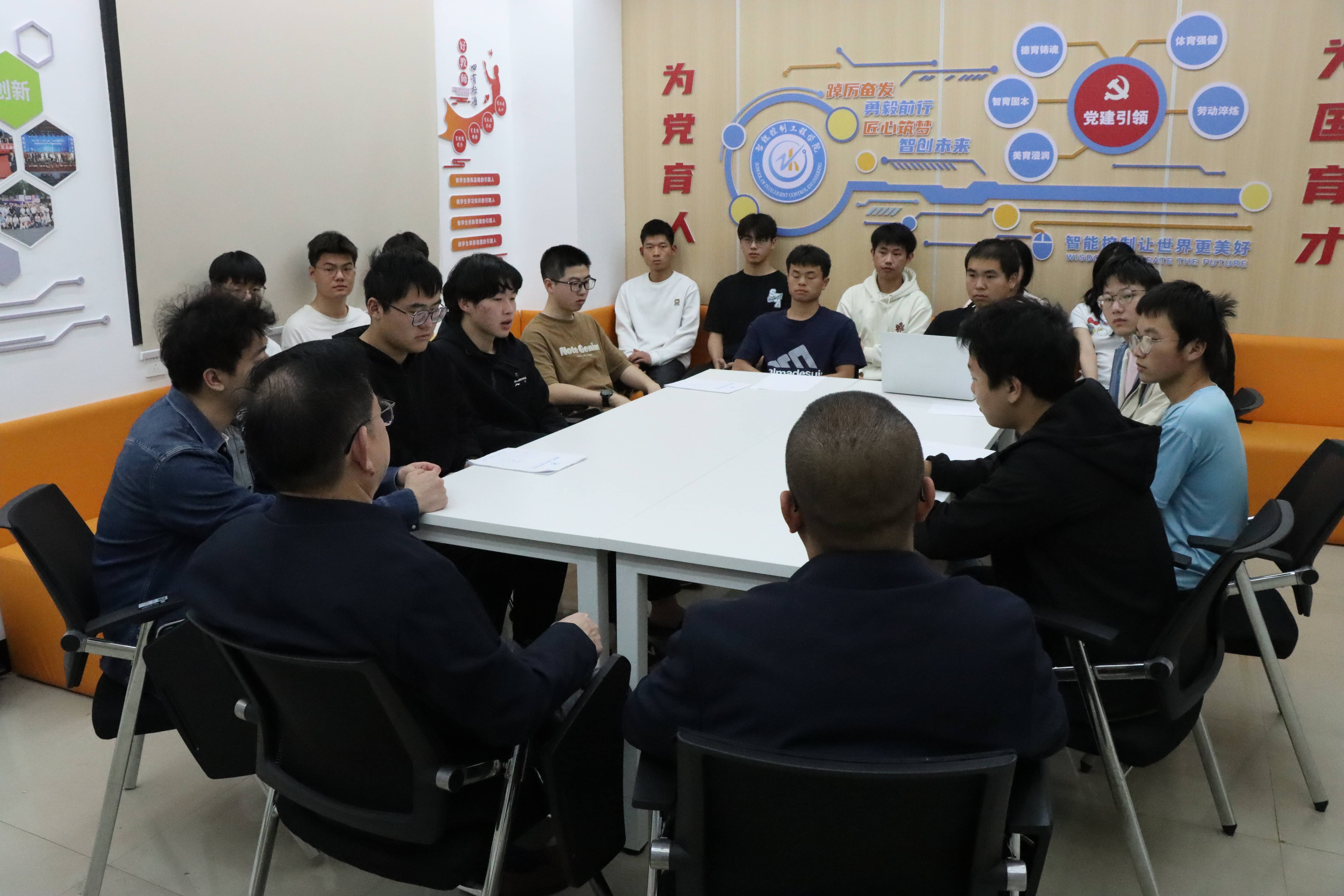 IMG_9350(1).jpg IMG_9350(1).jpg