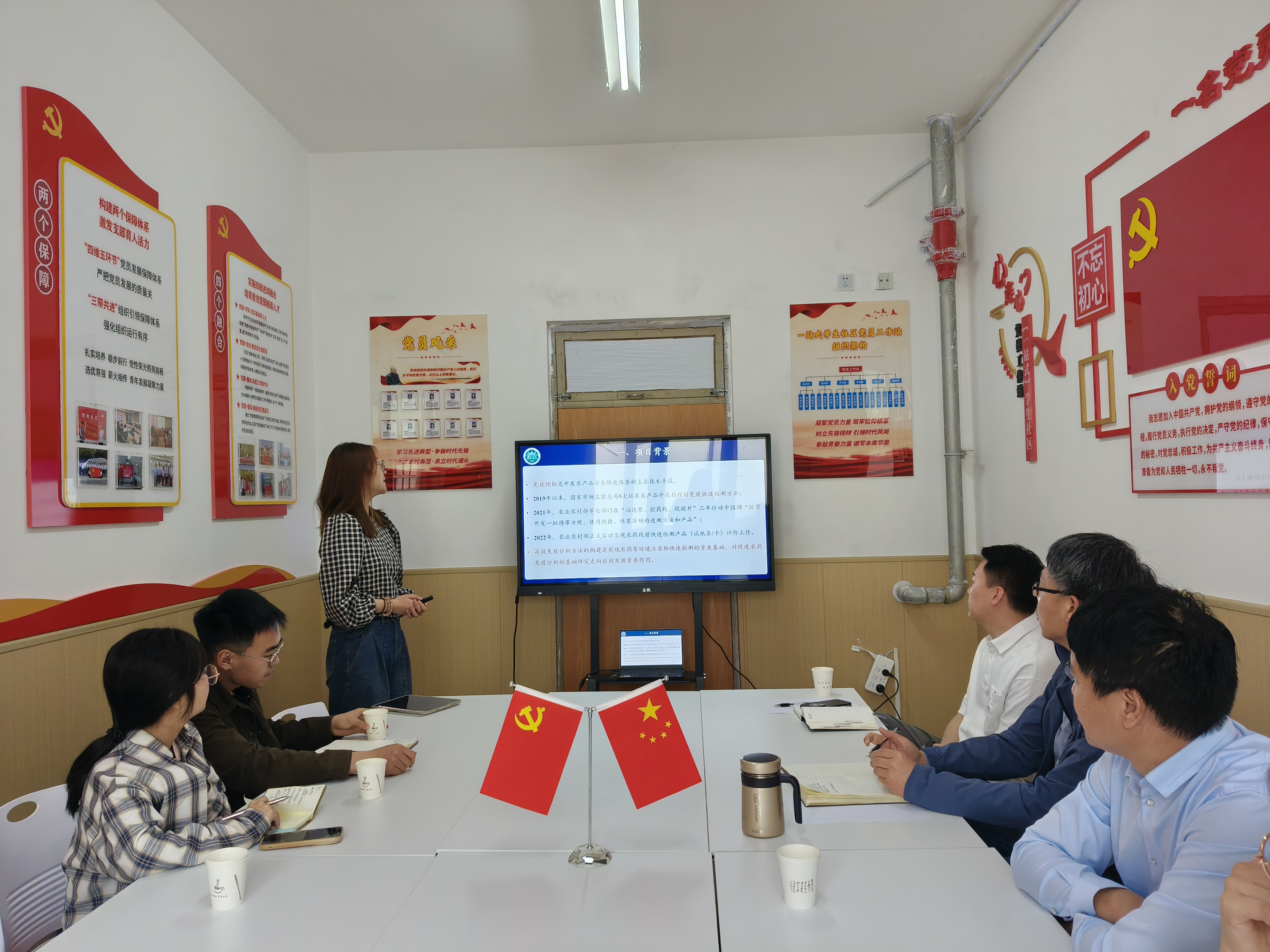 学生汇演.jpg 学生汇演.jpg