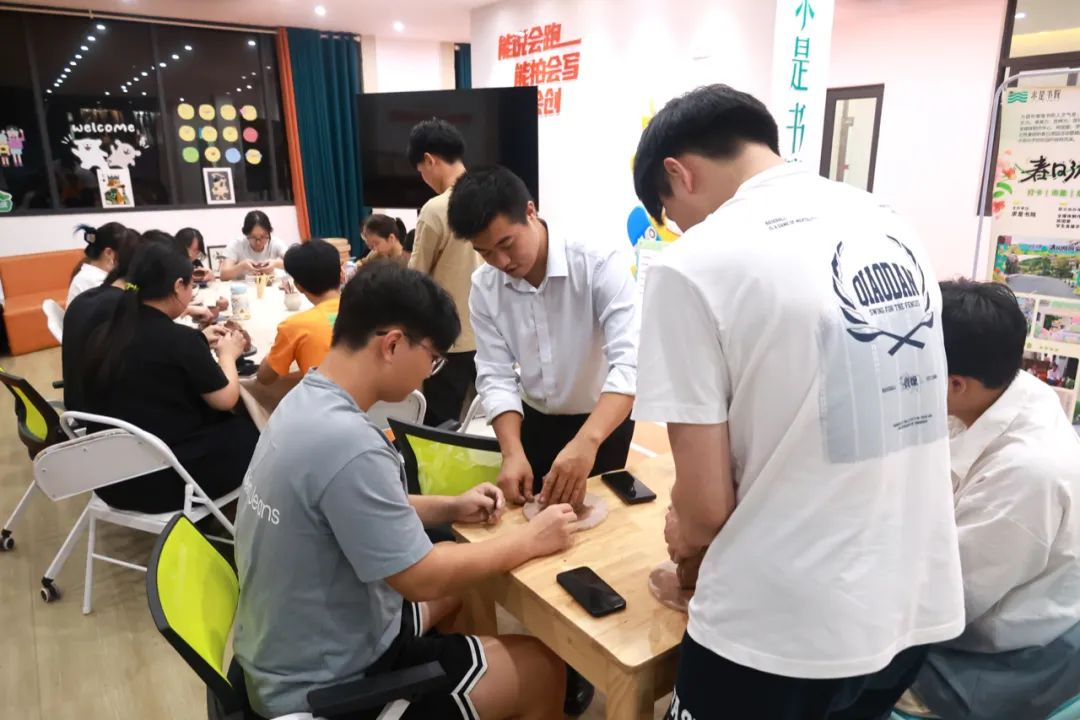 图片2.png 图片2.png