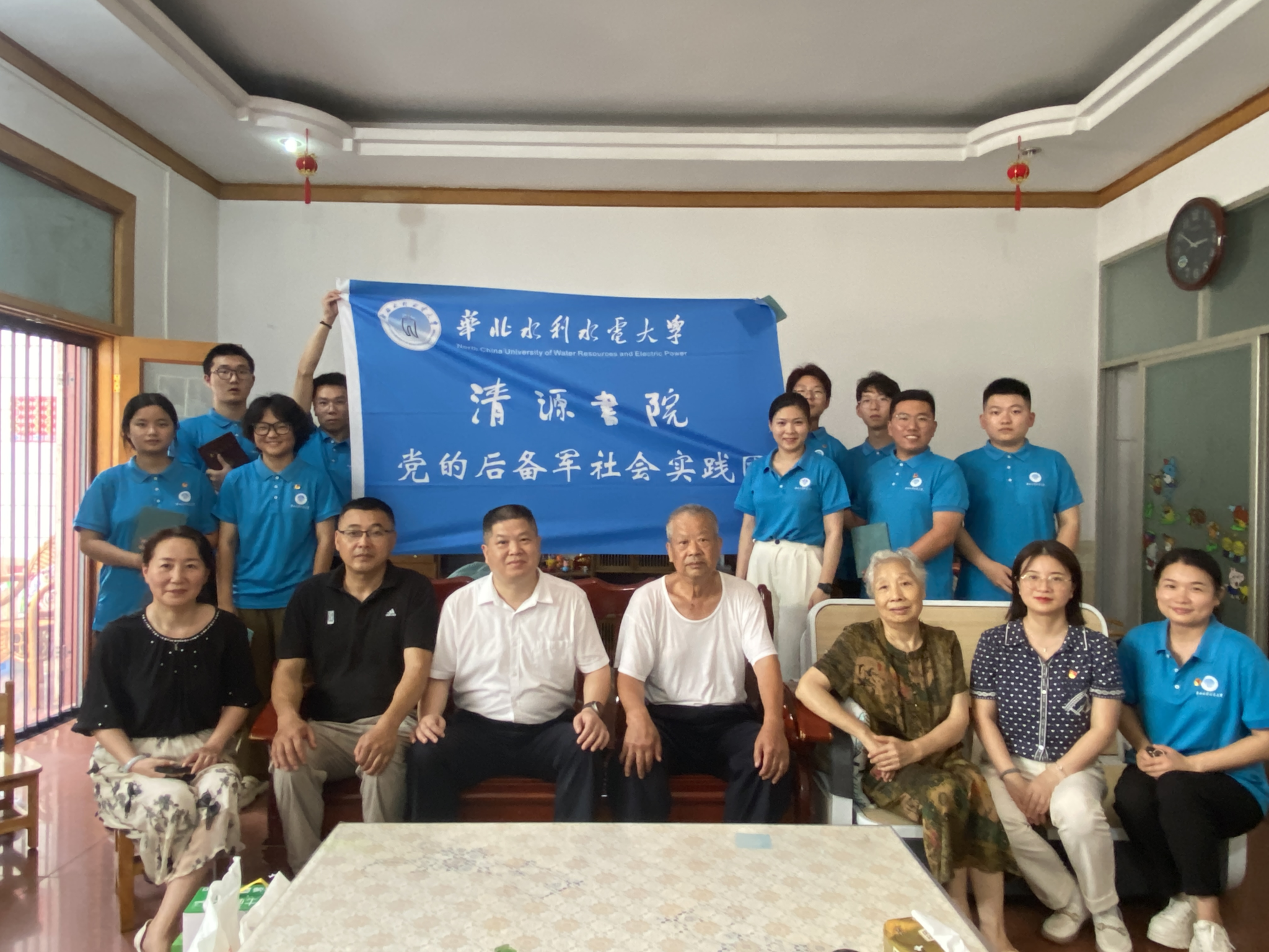 学生活动场景3.png 学生活动场景3.png