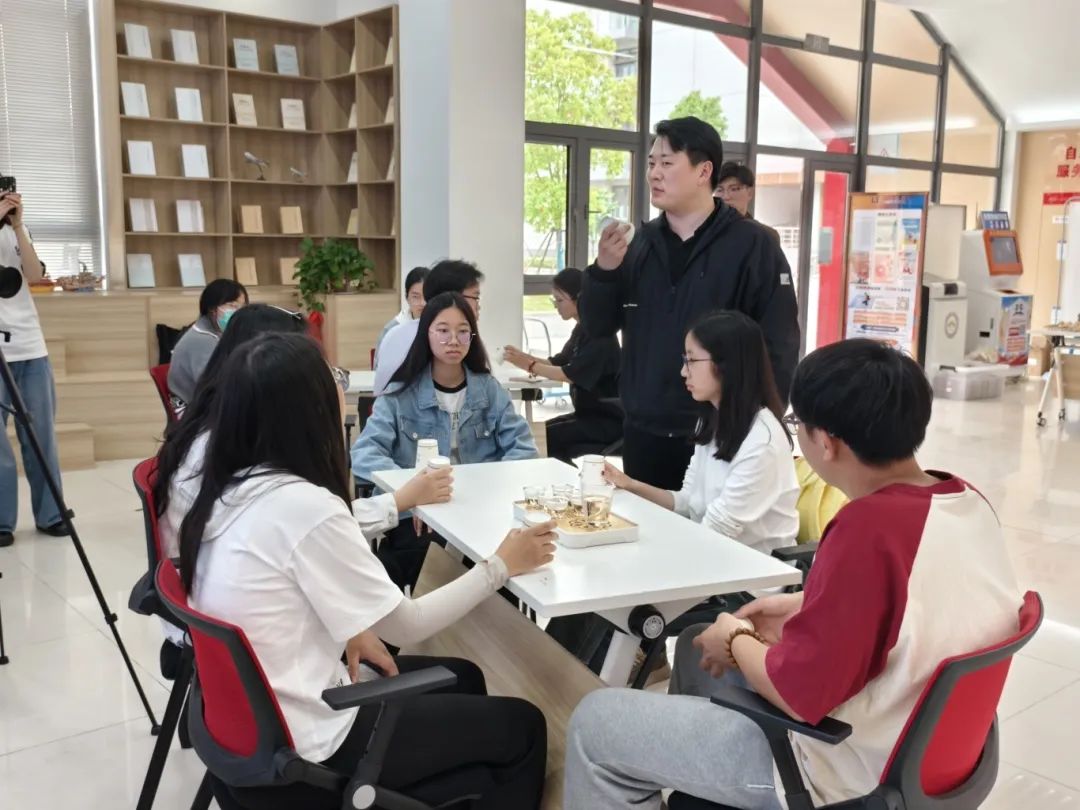 微信图片_20250422173915.jpg 微信图片_20250422173915.jpg