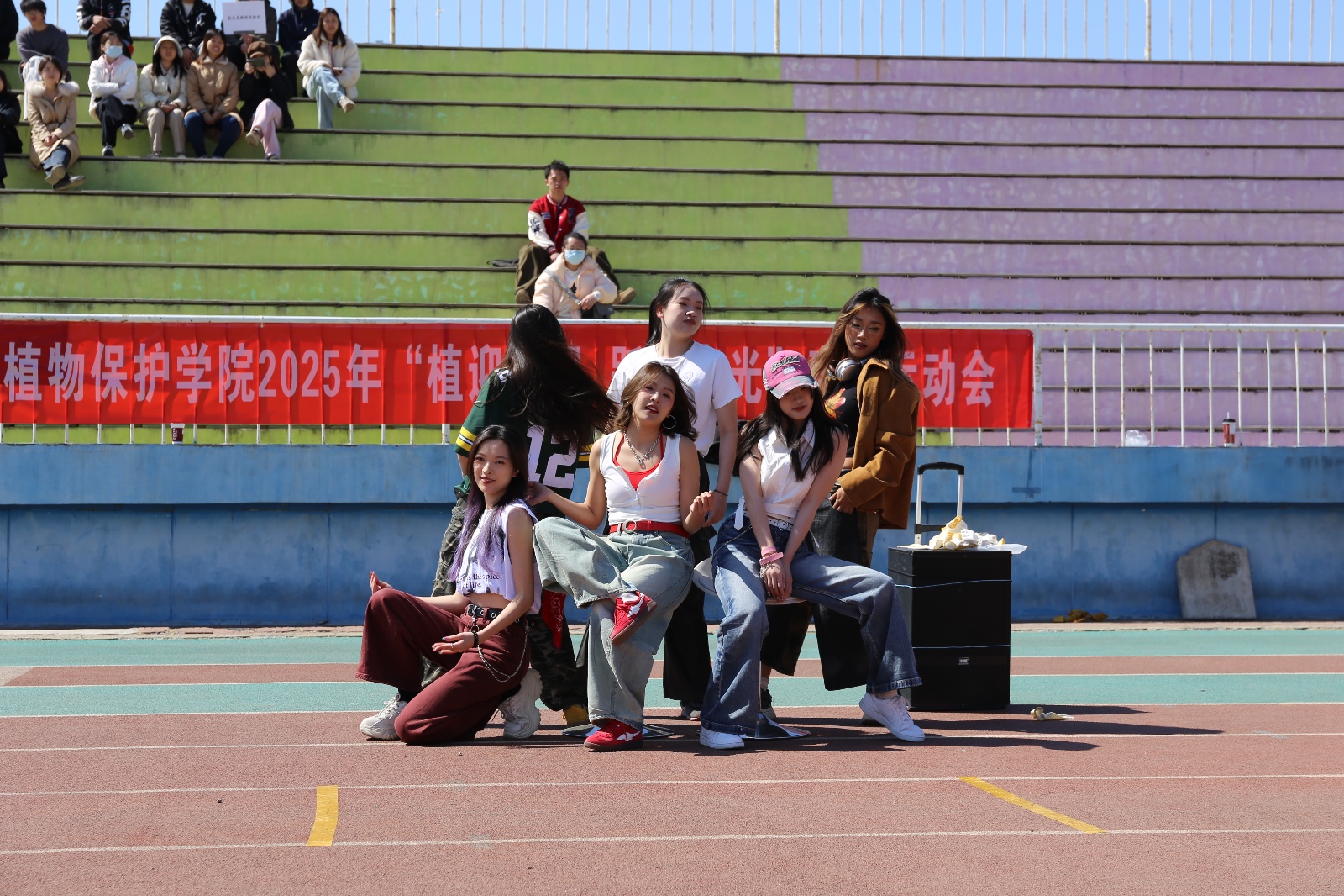 1743659870199007481.jpg 1743659870199007481.jpg