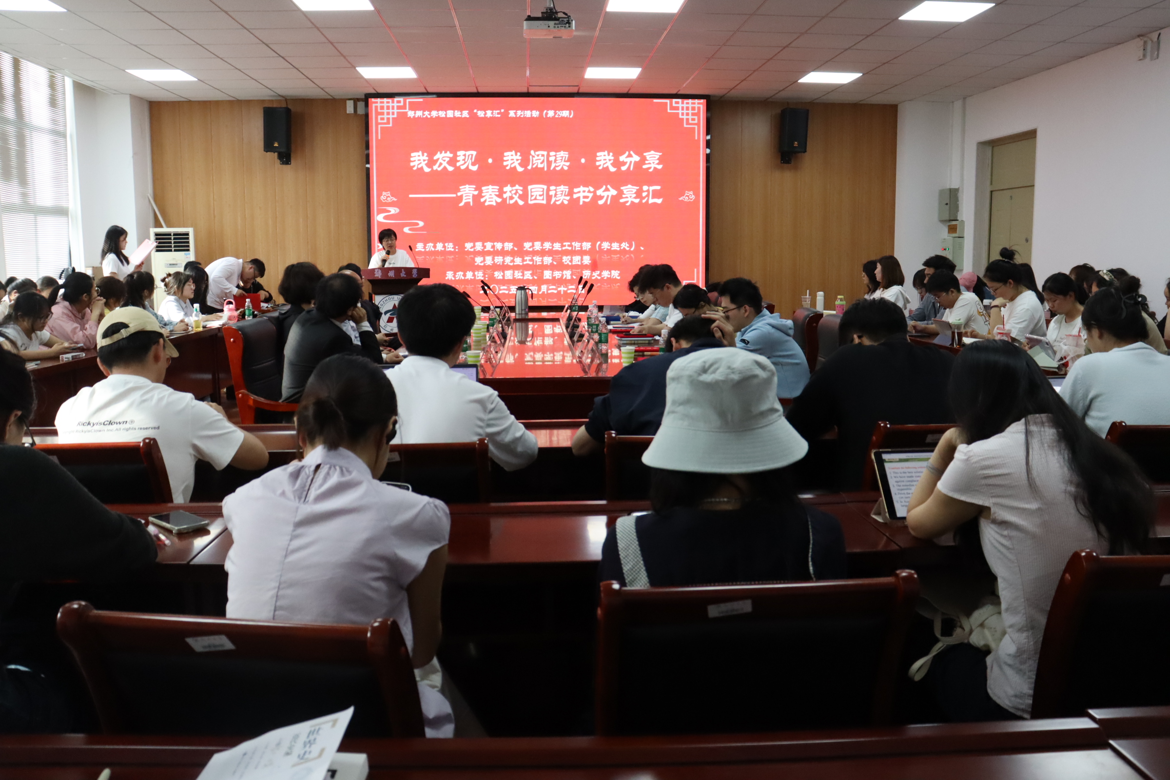 8fc50c3fdddd18b19d36741a3d9c901.jpg 8fc50c3fdddd18b19d36741a3d9c901.jpg