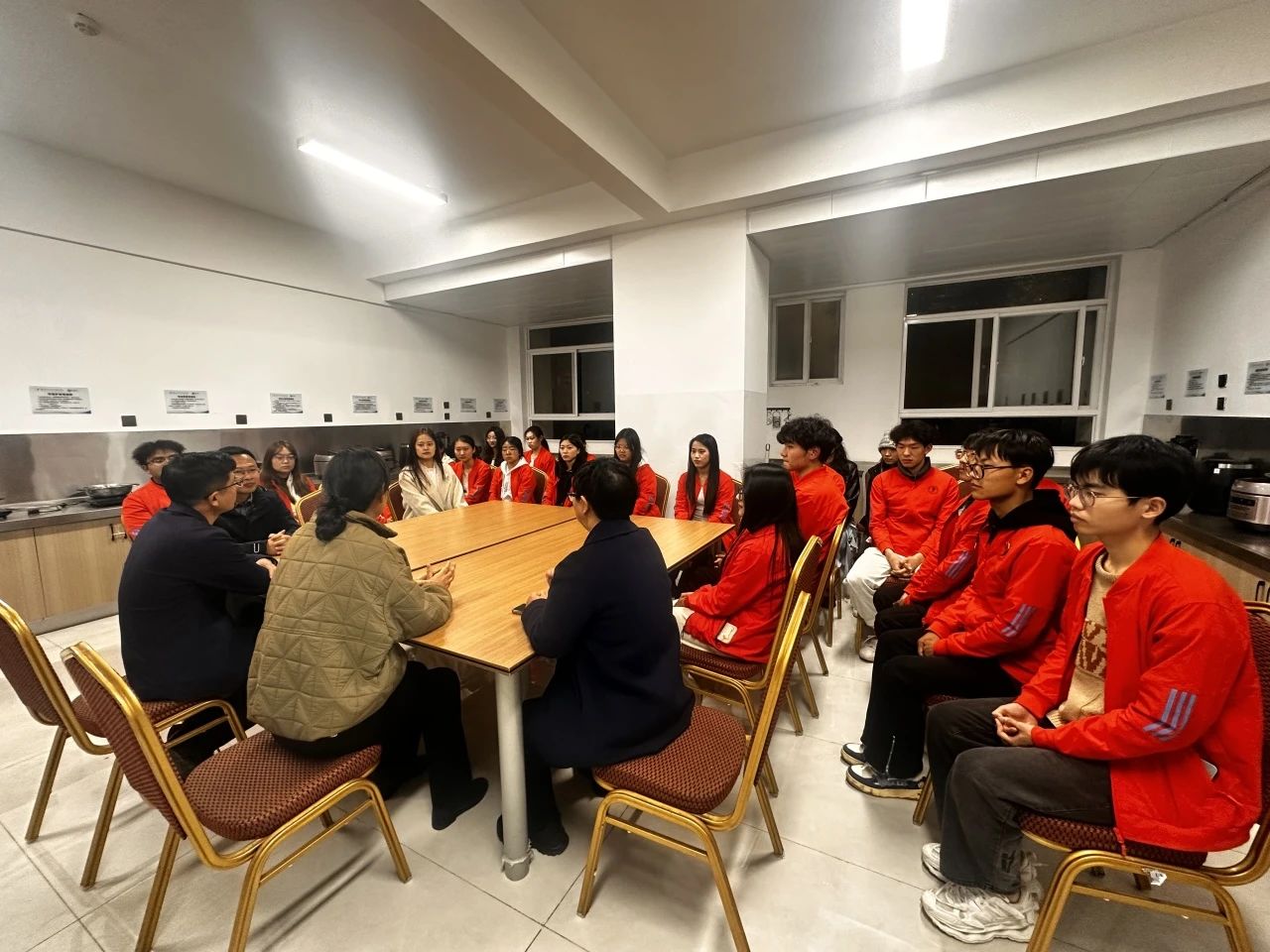 看看觉得大家.jpg 看看觉得大家.jpg