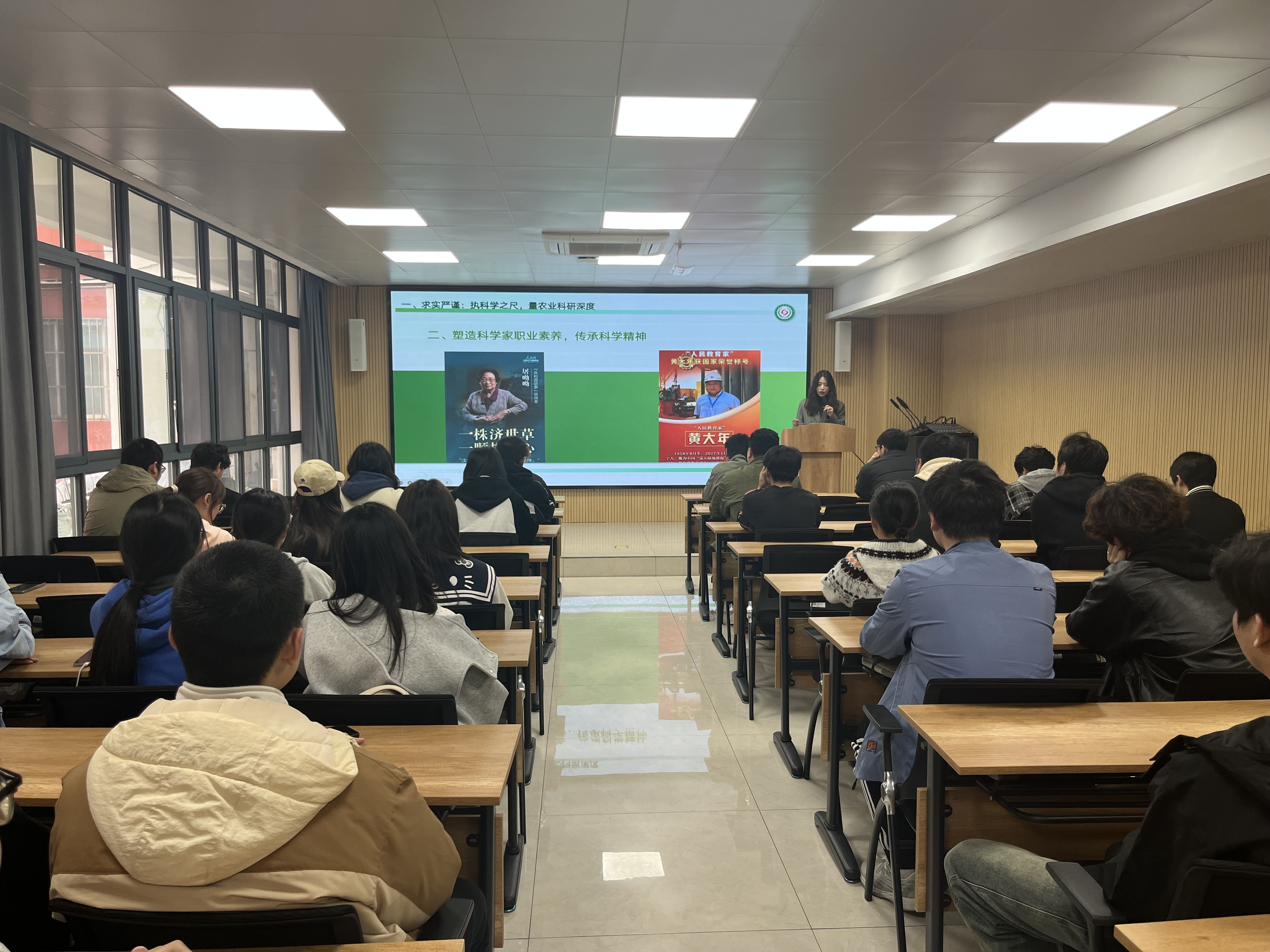 132fe0e5-6d23-48e3-a0db-1fd231edb98c.jpg