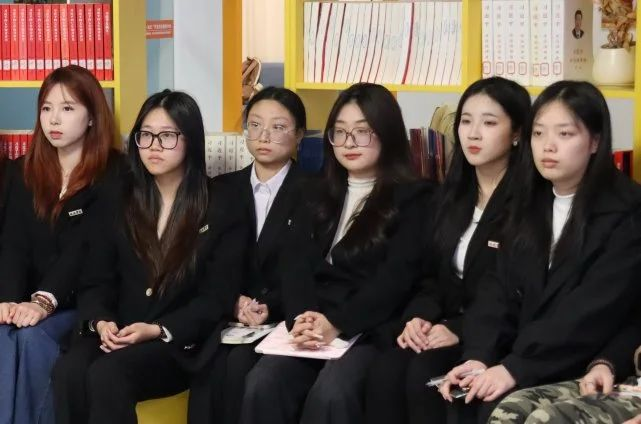 图片2.png 图片2.png