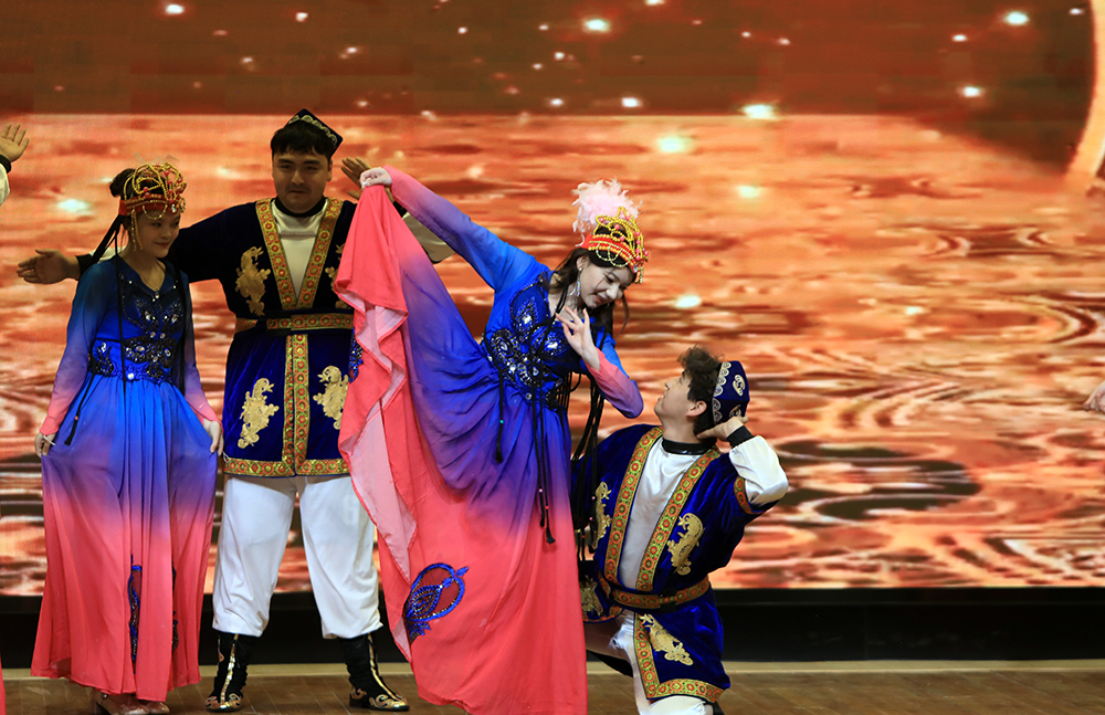 音乐.jpg 音乐.jpg