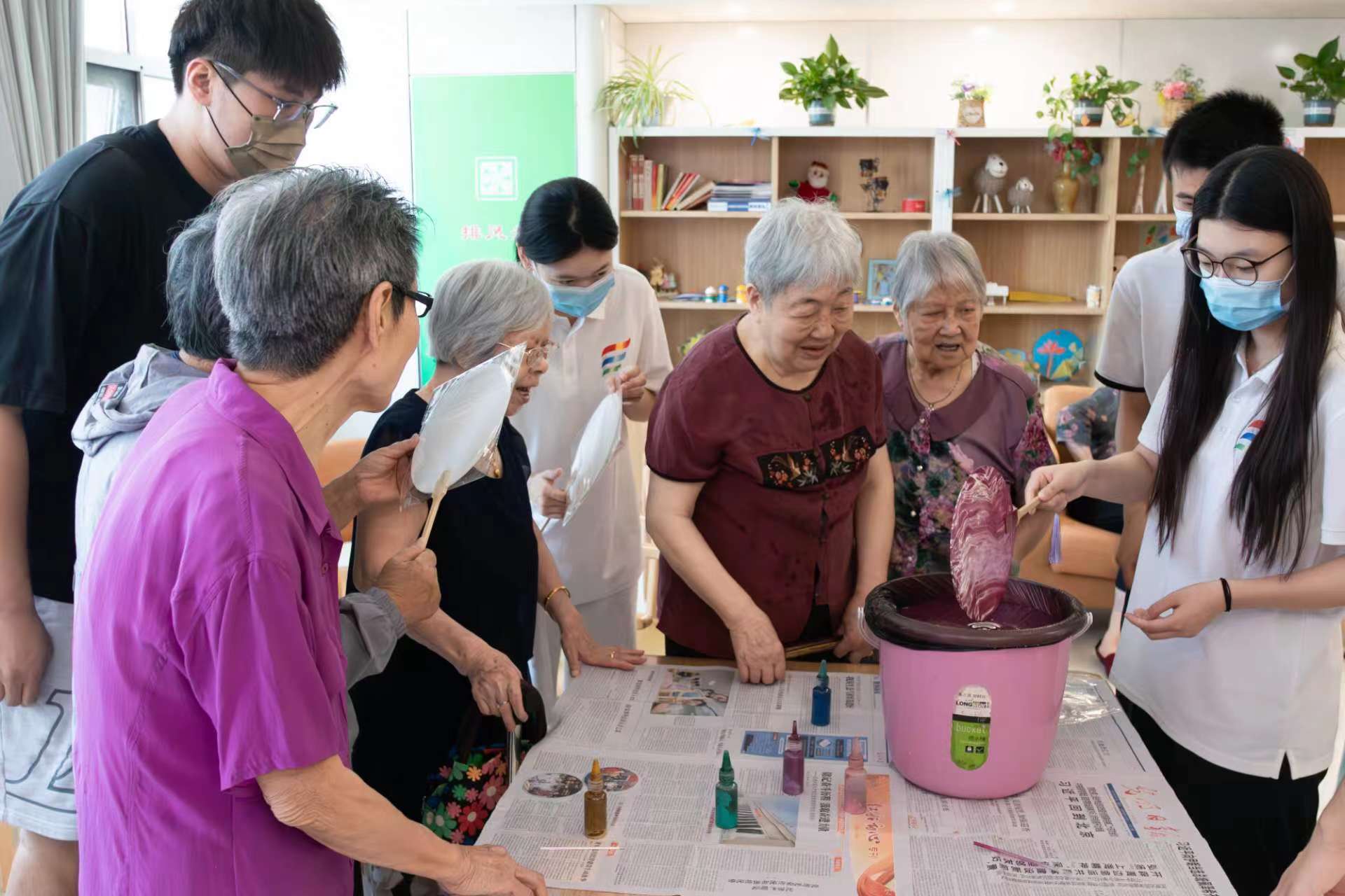 非遗漆扇.jpg