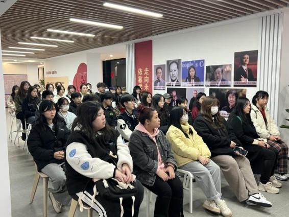 图片32.jpg 图片32.jpg