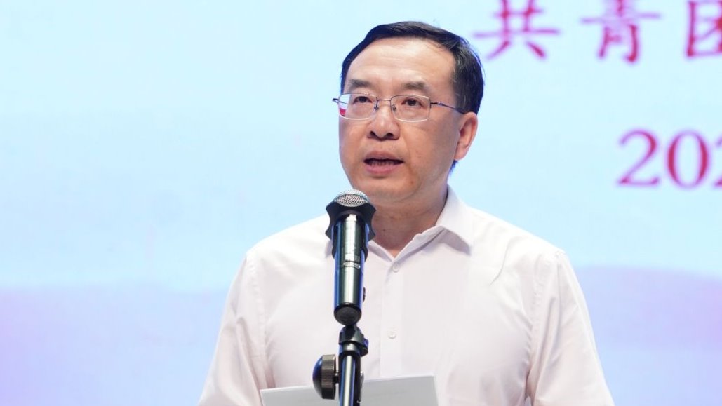 副校长李新华致辞.jpg 副校长李新华致辞.jpg