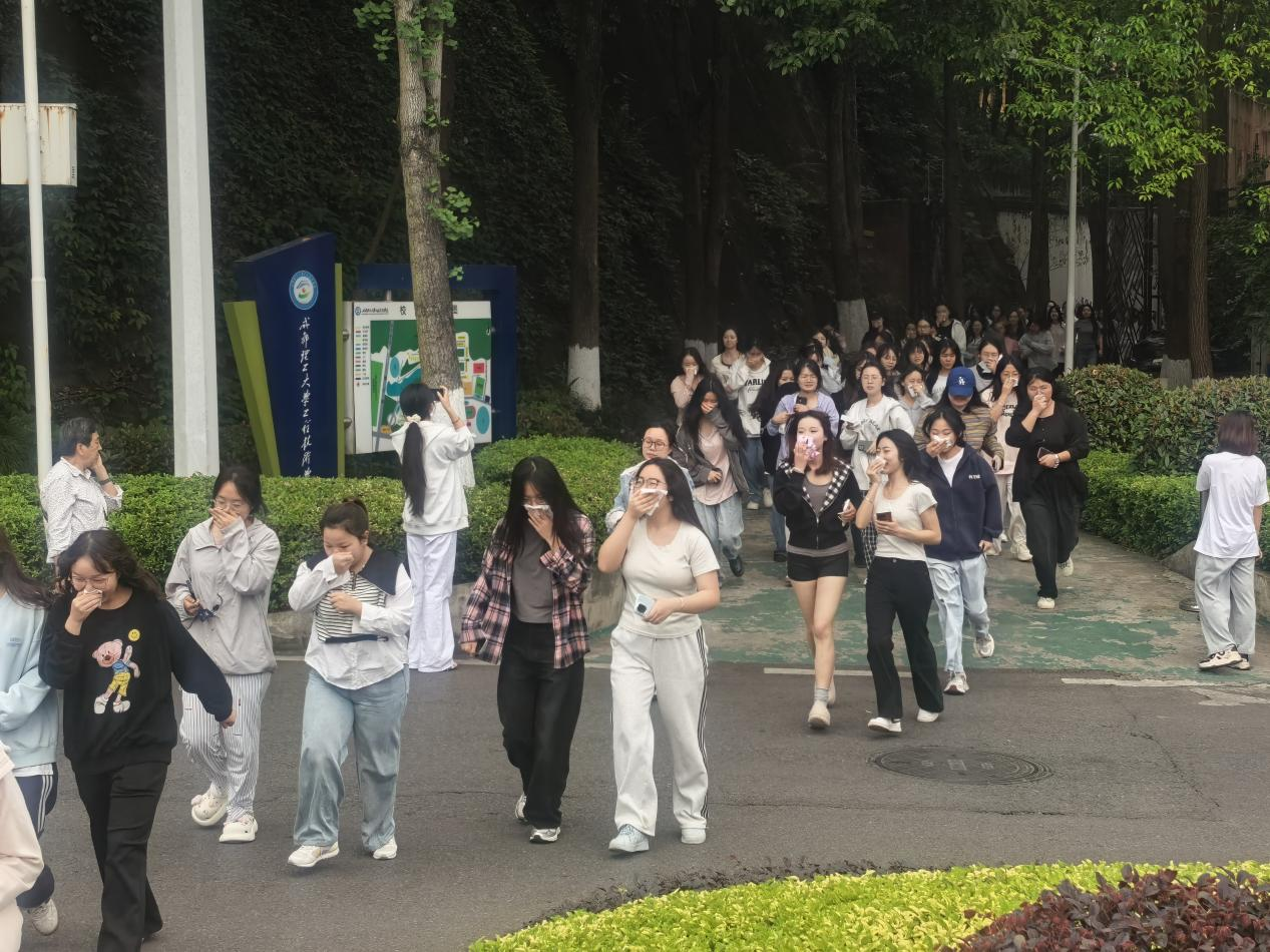 图片8.png 图片8.png