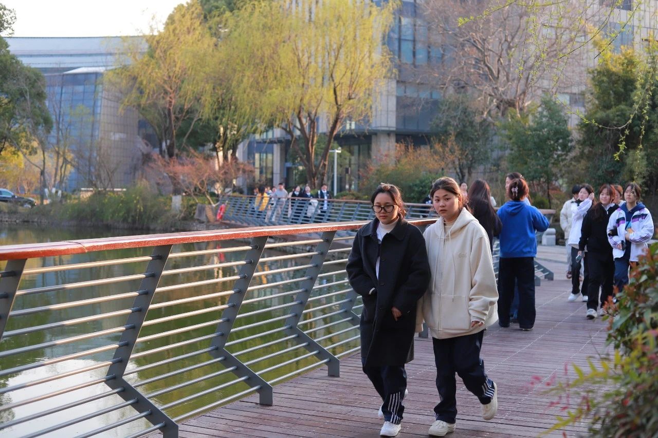 微信图片_20250425110725.jpg 微信图片_20250425110725.jpg