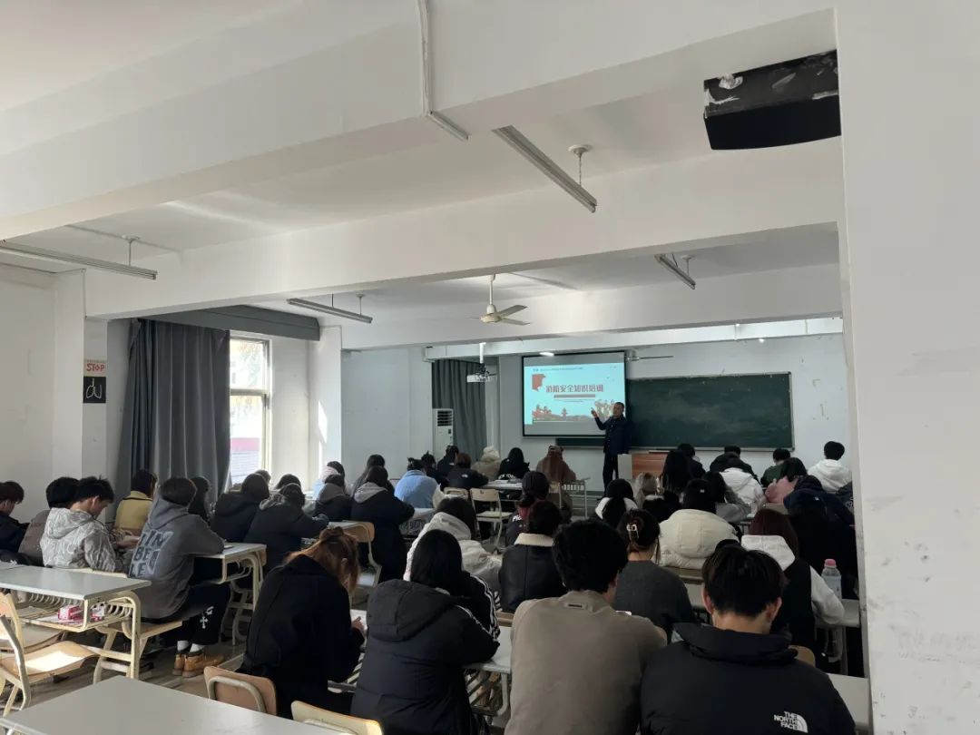 消防安全知识培训1.jpg 消防安全知识培训1.jpg