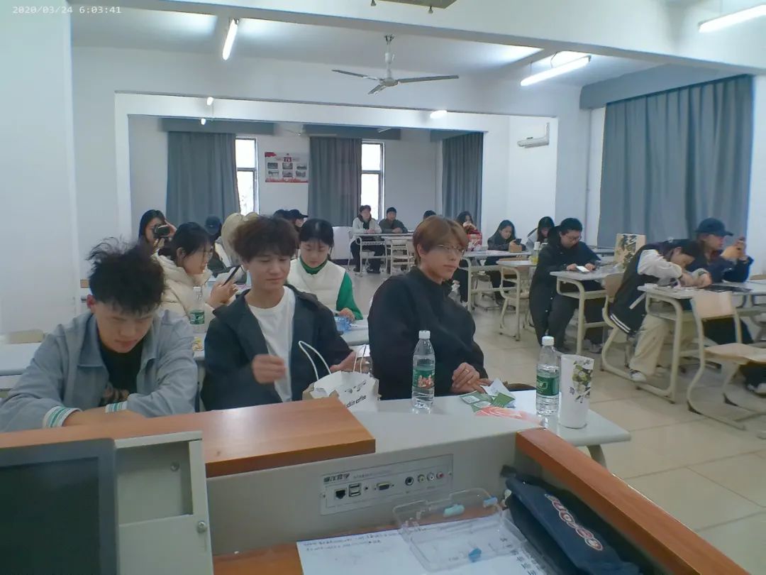 环保先行,旧物改造1.jpg 环保先行,旧物改造1.jpg