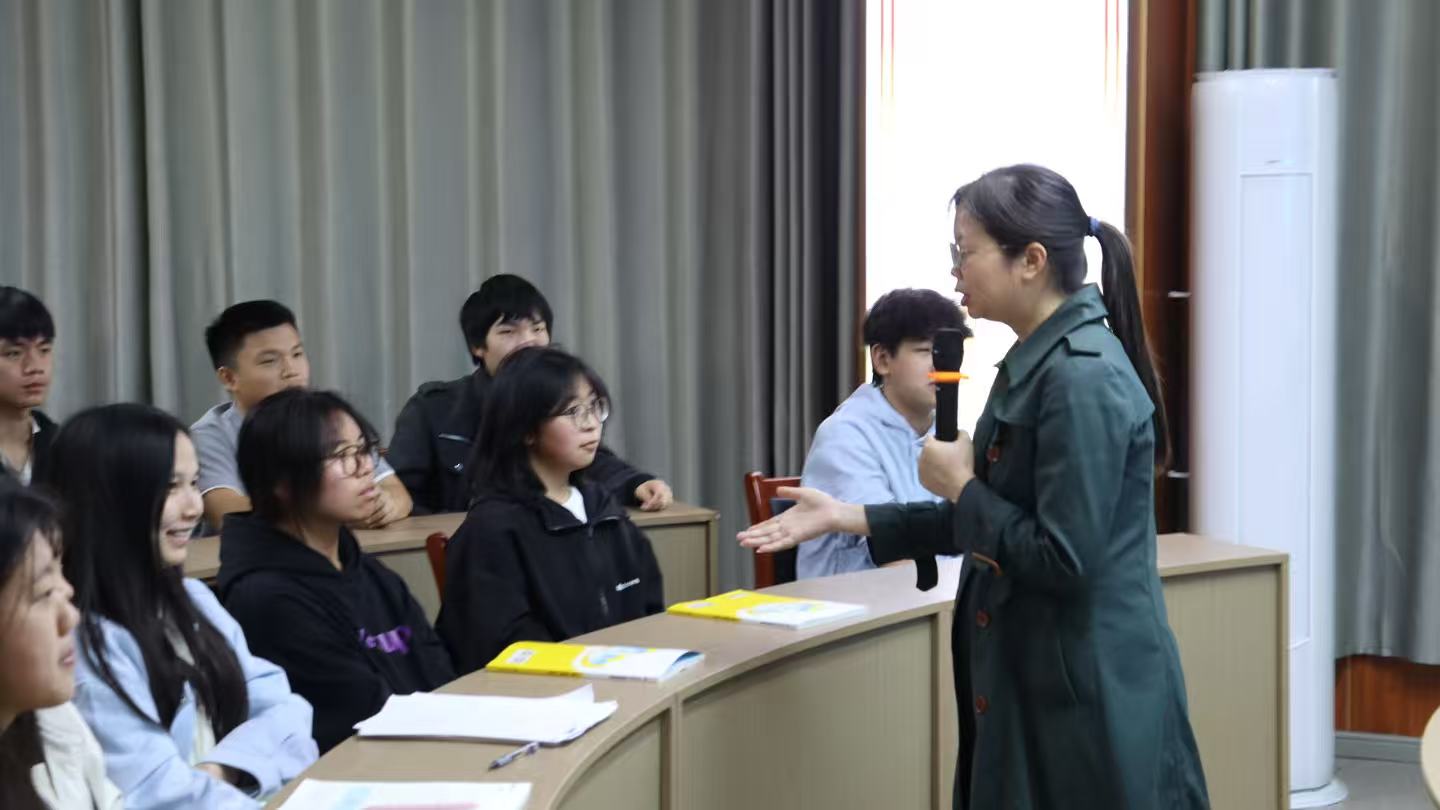 互动.jpg